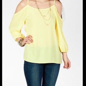 NWOT Yellow cold shoulder blouse (Size Small)